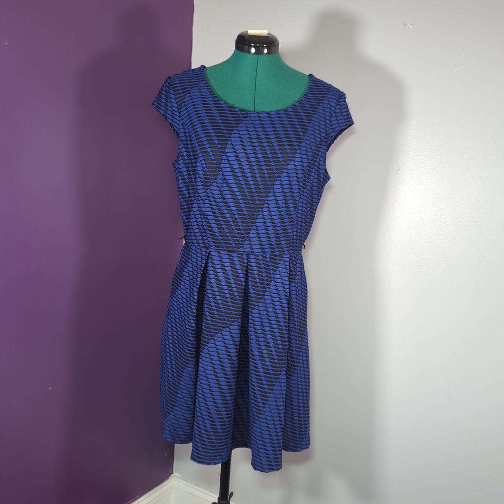 Vintage Y2K IZ Byer Blue Black Geometric Fit Flare Dress L Maximalism